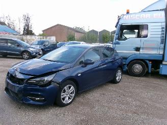 skadebil auto Opel Astra 1.5 D Innovation 5 Drs HB 2020/10