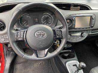 Toyota Yaris 1.5 Hybrid 5drs VASTE PRIJS. picture 34