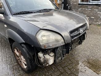 Hyundai Tucson 2.0i Dynamic version Van/Grijs kenteken VASTE PRIJS picture 15