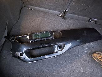 Citroën DS3 e-HDI 1.6 So Chic picture 19