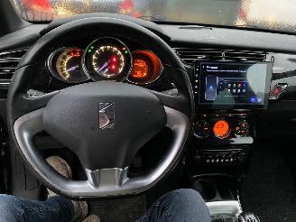 Voiture accidenté Citroën DS3 e-HDI 1.6 So Chic 2012/3
