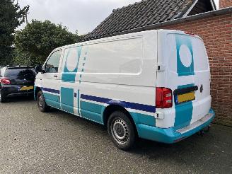 danneggiata veicoli commerciali Volkswagen Transporter 2.0 TDi L2H1 Trentline 75KW 77DKM 2017/5