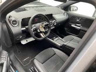 Mercedes EQA 250+ AMG Line Pano Limited 71 KWh picture 8