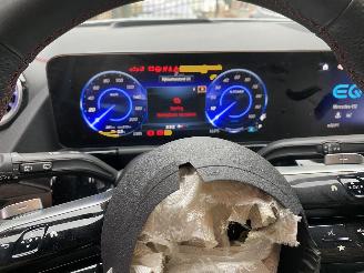 Mercedes EQA 250+ AMG Line Pano Limited 71 KWh picture 35