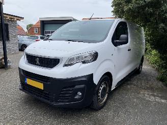 skadebil bedrijf Peugeot Expert Koelbus Carrier Koeling 1.5 BlueHDi 100 Standard Pro met motorschade 2021/9