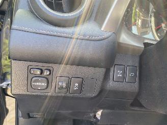 Toyota Rav-4 2.2D Style 4WD Vaste Prijs! picture 30