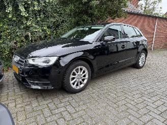 Auto incidentate Audi A3 Automaat SPORTBACK 1.2 TFSI Attraction 5drs vaste prijs 2014/4