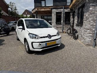 damaged passenger cars Volkswagen Up! Vaste Prijs 2021/8