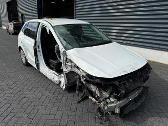 Salvage car Mercedes B-klasse B (W247), Hatchback, 2018 / 2025 2.0 B-200d 2021/9