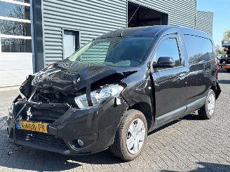danneggiata veicoli commerciali Dacia Dokker 1.5 dCi 90 Bestel  Diesel 1.461cc 66kW (90pk) FWD 2018/6