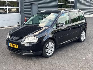 Auto incidentate Volkswagen Touran 1.4 16V TSI 140 MPV  Benzine 1.390cc 103kW (140pk) 2006/11