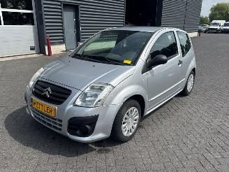 Vaurioauto  passenger cars Citroën C2 1.4 Hatchback 2Dr Benzine 1.360cc 54kW (73pk) 2008/8