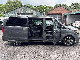 Mercedes V-klasse EQV 300 AMG MPV  Elektrisch  150kW (204pk) FWD 2020-06 picture 12