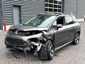 krockskadad bil auto Citroën C3 Aircross 1.2 e-THP PureTech 130 SUV  Benzine 1.199cc 96kW (131pk) FWD 2020/11