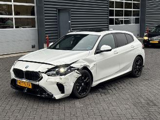 damaged passenger cars BMW 1-serie 120d TwinPower Turbo 2.0 16V Hatchback  Elektrisch Diesel 1.995cc 120kW (163pk) 2024/11