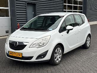 Auto incidentate Opel Meriva 1.4 Turbo 16V ecoFLEX MPV  Benzine 1.364cc 88kW (120pk) FWD 2012/12