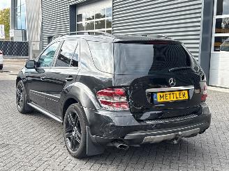 Mercedes ML 3.0 ML-280 CDI 4-Matic V6 24V SUV  Diesel 2.987cc 140kW (190pk) 4x4 picture 3