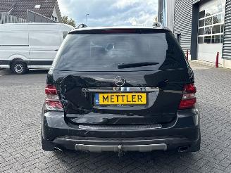 Mercedes ML 3.0 ML-280 CDI 4-Matic V6 24V SUV  Diesel 2.987cc 140kW (190pk) 4x4 picture 4