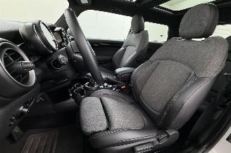 Mini Cooper S 2.0 16V Cooper S Hatchback 2Dr Benzine 1.998cc 141kW (192pk) FWD picture 15