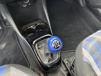 Peugeot 108 1.0 12V VVT-i Hatchback  Benzine 998cc 53kW (72pk) FWD picture 18