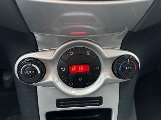 Ford Fiesta 1.4 16V Hatchback  Benzine 1.388cc 71kW (97pk) FWD picture 15