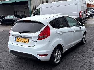 Ford Fiesta 1.4 16V Hatchback  Benzine 1.388cc 71kW (97pk) FWD picture 5