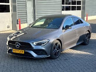 skadebil auto Mercedes Cla-klasse 1.3 CLA-200 Turbo 16V Sedan 4Dr Benzine 1.332cc 120kW (163pk) FWD 2022/1