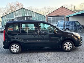 Peugeot Partner 1.6 16V Phase 1 MPV  Benzine 1.587cc 80kW (109pk) FWD picture 6