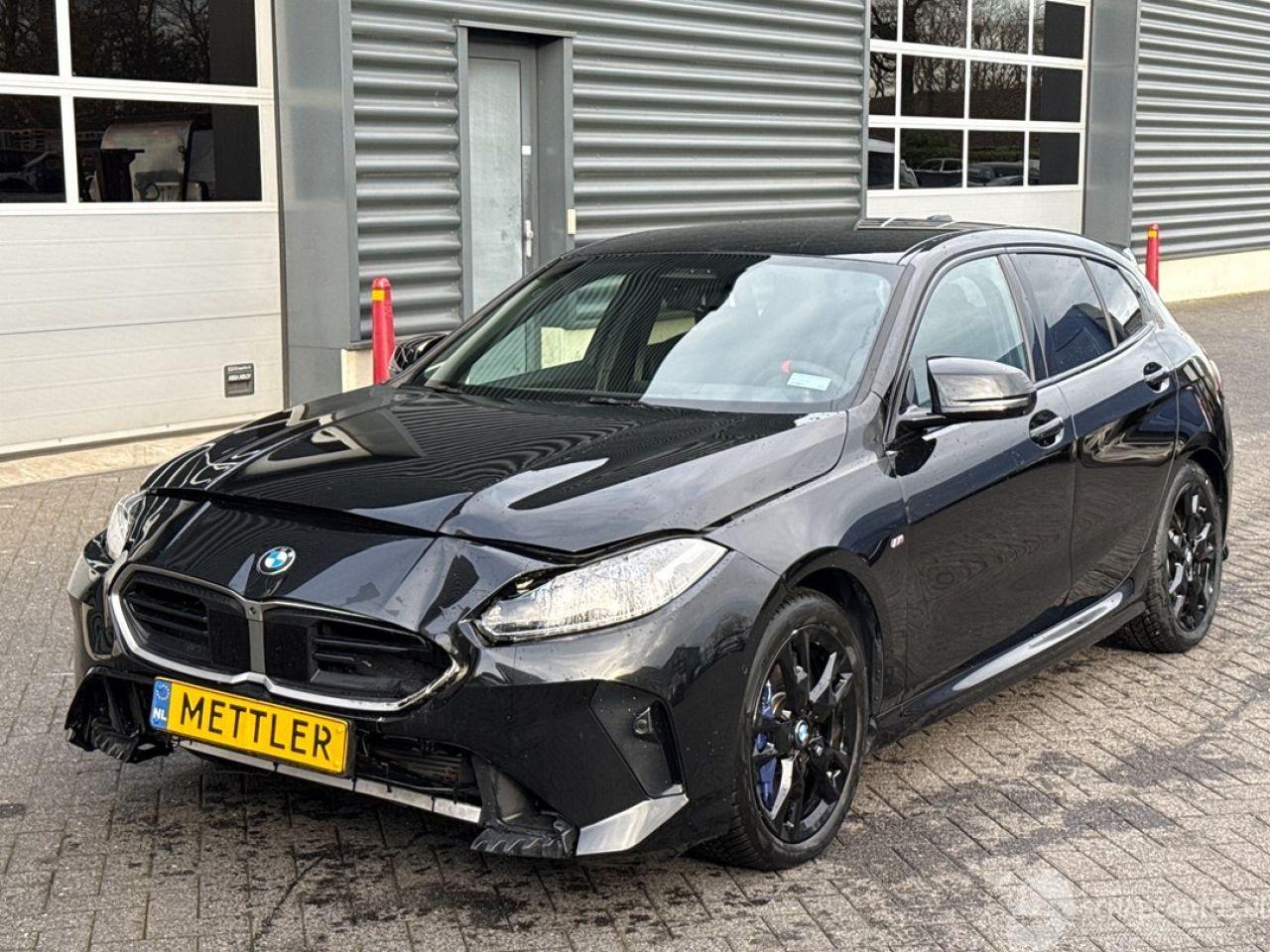 BMW 1-serie M135i xDrive 2.0 TwinPower 16V Hatchback  Benzine 1.998cc 221kW (300pk) 4x4