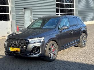 skadebil auto Audi Q7 60 TFSI E 3.0 V6 24V 55 TFSI Mild Hybrid SUV  Elektrisch Benzine 2.995cc 360kW (490 PK) 2024/1