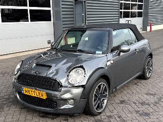 Auto incidentate Mini Cooper S 1.6 16V Cooper S Cabrio  Benzine 1.598cc 128kW (174pk) FWD 2010/6