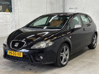 damaged passenger cars Seat Leon 2.0 TFSI FR 16V Hatchback 4Dr Benzine 1.984cc 147kW (200pk) FWD 2008/1