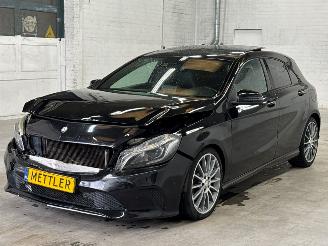 škoda osobní automobily Mercedes A-klasse 2.2 A-220 d 16V Hatchback  Diesel 2.143cc 130kW (177pk) FWD 2016/12