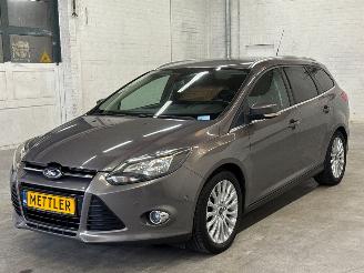 Avarii autoturisme Ford Focus 1.0 Ti-VCT EcoBoost 12V 125 Combi/o  Benzine 998cc 92kW (125pk) FWD 2012/3