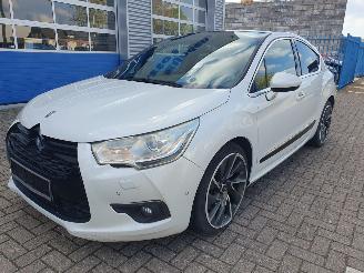 skadebil auto Citroën DS4 T/VS  Automaat Luxemburgs kenteken 2015/9