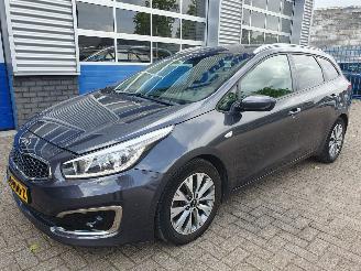 skadebil auto Kia Ceed 1.0 T-GDi Design Edition Sportwagon 2018/6