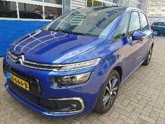 skadebil auto Citroën C4 PICASSO 1.2 PureTech Selection 2017/3