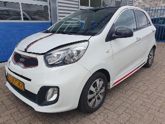 Schadeauto Kia Picanto 1.0 CVVT X-treme 2015/2