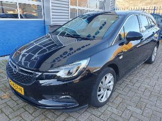 skadebil auto Opel Astra SPORTS TOURER+ 1.6 CDTI Innovation 2017/9