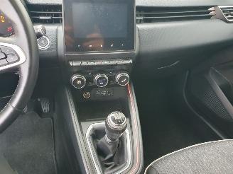 Renault Clio 1.0 TCe Zen picture 17