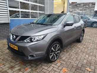 krockskadad bil auto Nissan Qashqai 1.2 Tekna 2016/9