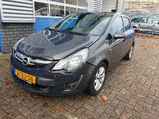  Opel Corsa 1.2-16V Design Edition 2014/3