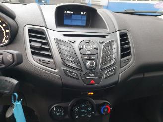 Ford Fiesta 1.0 Titanium picture 17