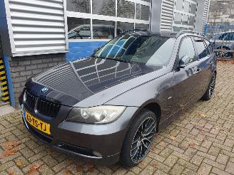  BMW 3-serie 320i High Executive Automaat Schadevrij 2007/1