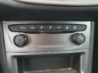 Opel Astra ASTRA 1.2 turbo 81kW picture 19