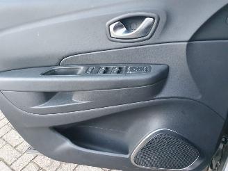 Renault Captur 0.9 TCe Intens picture 14