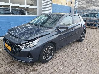 skadebil auto Hyundai I-20 1.0 T-GDI Premium Hybrid 2021/10