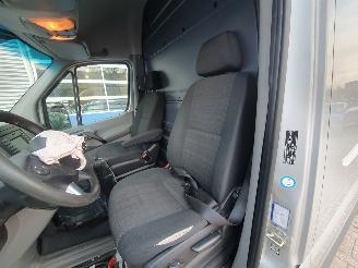 Mercedes Sprinter 416 2.2 CDI 366 HD picture 16