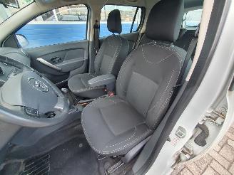 Dacia Logan MCV 0.9 TCe Prestige picture 14