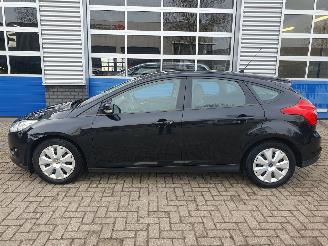 Ford Focus 1.0 EcoBoost Lease Trend picture 2